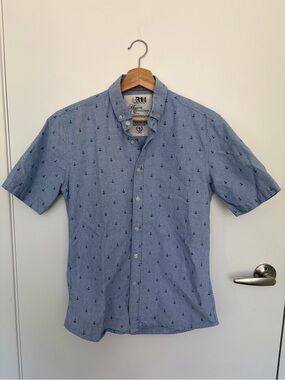 Men’s Simons Light Blue Short-Sleeve Button-Down Shirt with Navy Anchor Print